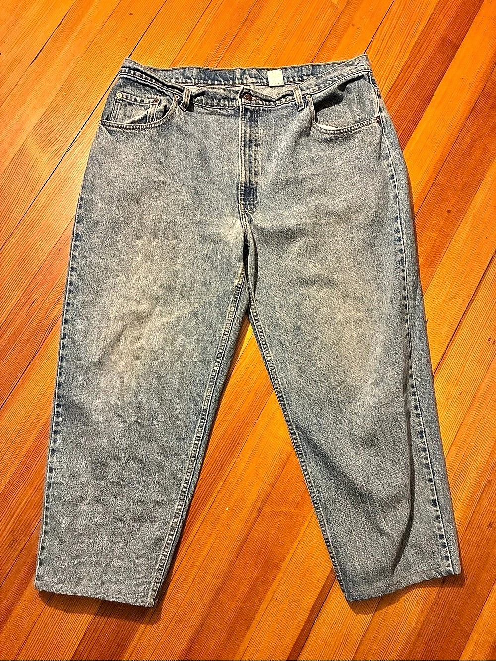Vintage 1990s Levi's 560 Loose Fit Tapered Leg Jeans Made in USA Size 42x30 Blue